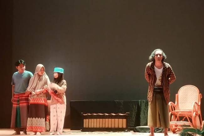 Adaptasi Lakon Kebo Nyusu Gudel, Seni Ranggon Sastra Menyampaikan Keresahan