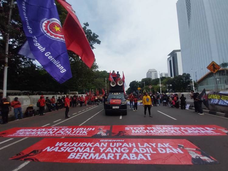 Aliansi GEBRAK Gelar Aksi Kemanusiaan Memperingati Hari HAM Internasional