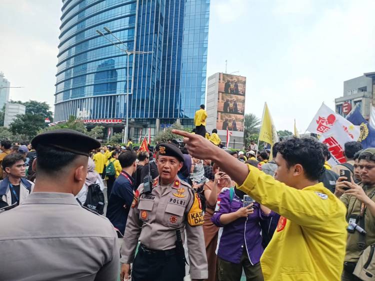 Aksi Mari Merebut Kemerdekaan: Mahasiswa dan Masyarakat Sipil Serukan 8 Tuntutan